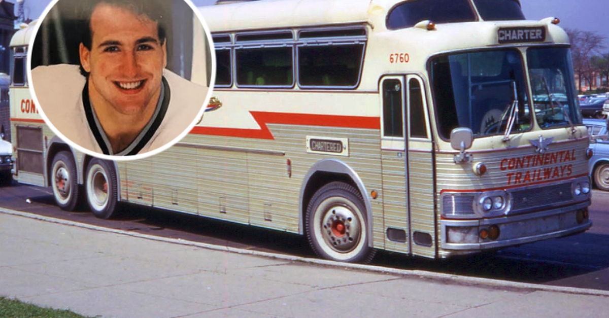 spieler-wird-f-r-mannschaftsbus-getradet-vielleicht-hatte-er-bessere-r-der-als-ich