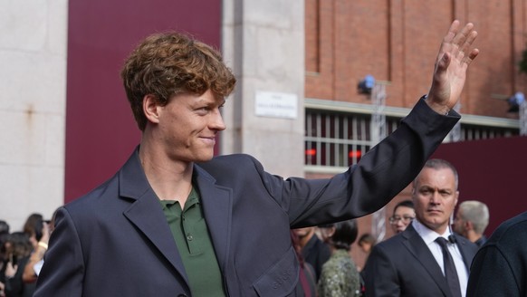 Jannik Sinner departs the Gucci Spring Summer 2025 collection, that was presented in Milan, Italy, Friday, Sept. 20, 2024. (AP Photo/Luca Bruno).
Jannik Sinner