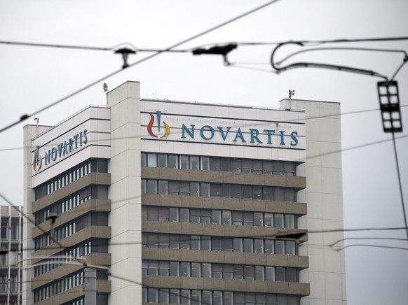 ARCHIV -- ZUM ANGEKUENDIGTEN STELLENABBAU BEI NOVARTIS IN DER SCHWEIZ AM DIENSTAG, 25. SEPTEMBER 2018, STELLEN WIR IHNEN FOLGENDES BILDMATERIAL ZUR VERFUEGUNG -- Gebaeude der Novartis auf dem Novartis ...