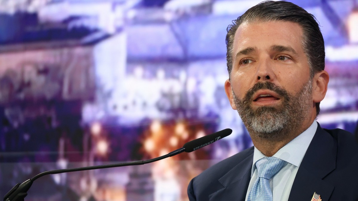 Donald-Trump-Jr-f-r-Wirtschaftstreffen-in-Z-rich-Grossaufgebot-der-Polizei