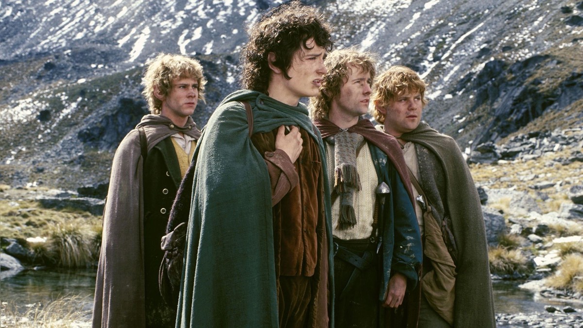 Peter Jackson, cinéaste de la démesure, est celui qui a réussi la prouesse de transposer le monde de la Terre du Milieu de J.R.R. Tolkien au cinéma.