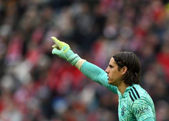 epa10573726 Munich&#039;s goalkeeper Yann Sommer reacts during the Bundesliga soccer match between FC Bayern Munich and SG Hoffenheim in Munich, Germany, 15 April 2023. EPA/FILIP SINGER CONDITIONS - A ...