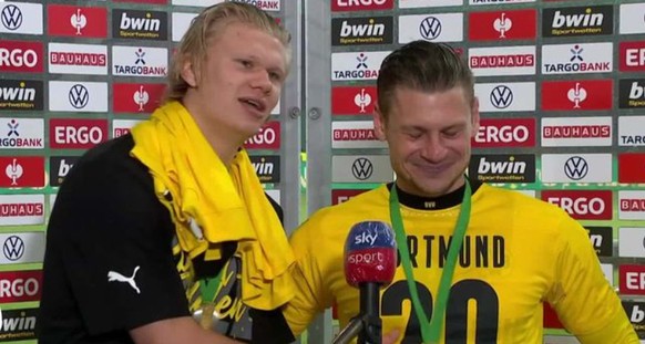 Haaland crasht das Piszczek-Interview.