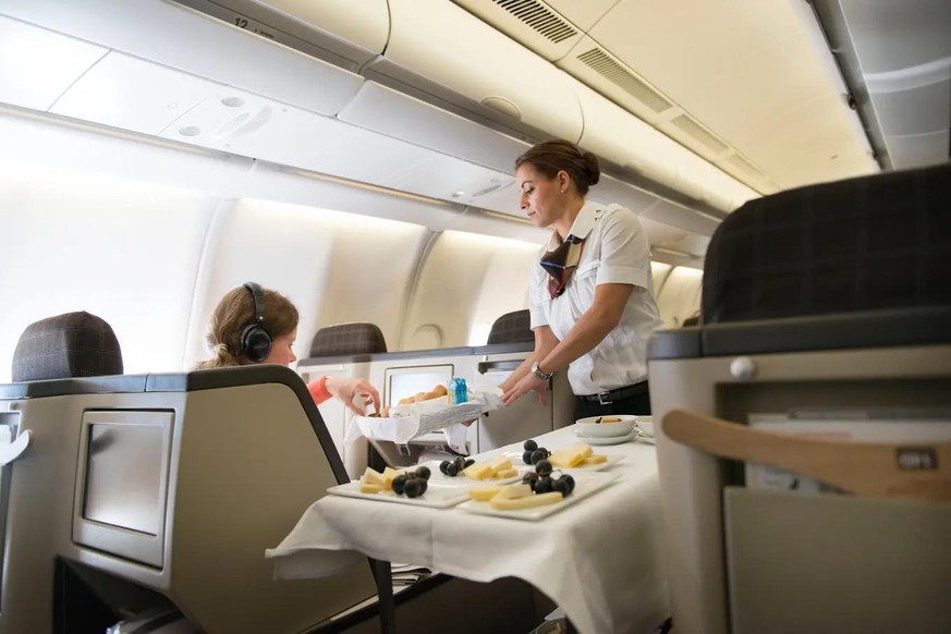 In der Business Class hat die Swiss ein neues Service-Konzept lanciert, das bei der Belegschaft für grossen Frust sorgt.