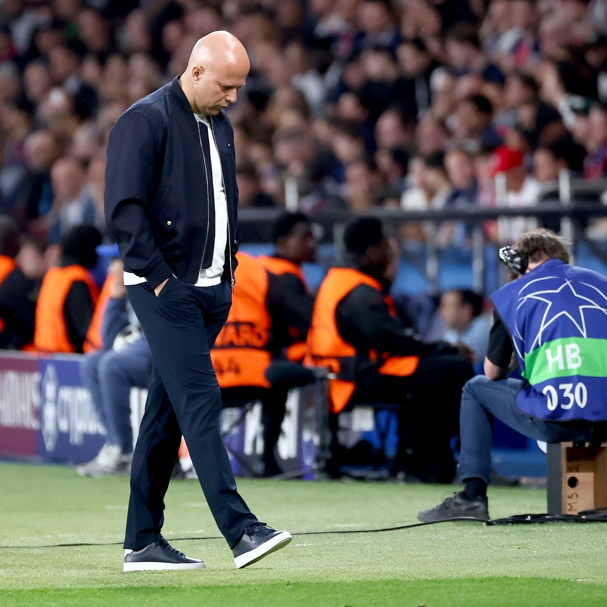 epa12876017 Liverpool manager Arne Slot looks on during the UEFA Champions League quarter-finals, 1st leg match between Paris Saint-Germain FC and Liverpool FC in Paris, France, 08 April 2026. EPA/CHR ...
