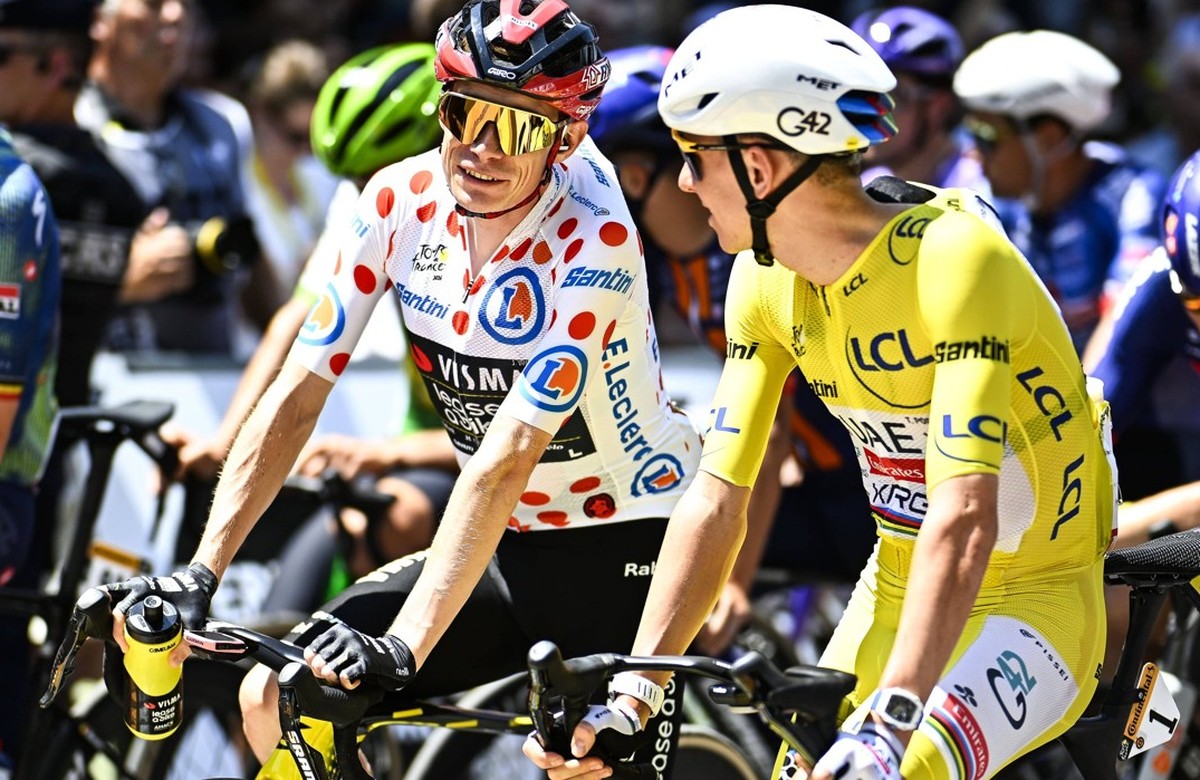 Danish Jonas Vingegaard of Team Visma-Lease a Bike and Slovenian Tadej Pogacar of UAE Team Emirates XRG pictured at the start of stage 8 of the 2026 Tour de France cycling race, a stage of 182km from  ...