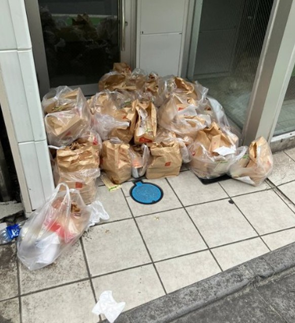 McDonald&#039;s Essen in Japan auf Strasse