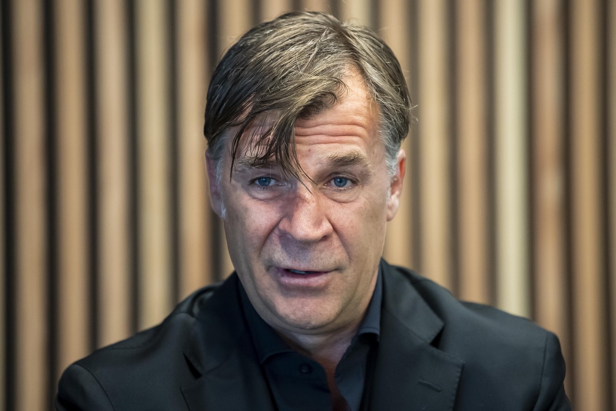 Petr Svoboda, directeur des operations hockey du Lausanne Hockey Club, parle lors d'une conference de presse du Lausanne Hockey Club, LHC, a la vaudoise arena le mercredi 27 mai 2020 a Lausanne.  ...