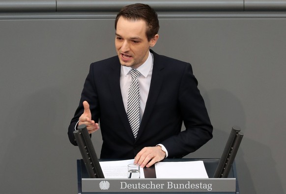 epa06572203 Politician Benjamin Strasser speaks in the Bundestag session to set up the committee of inquiry &#039;Breitscheidplatz&#039; in Berlin, Germany, 01 March 2018. The Bundestag discusses the  ...