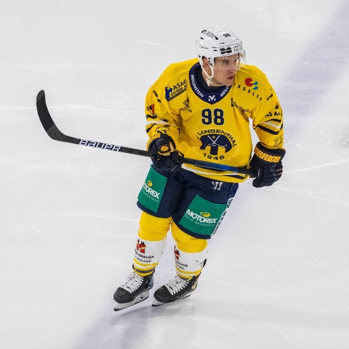 IMAGO / Andreas Haas

Kloten, Schweiz - 23. Februar 2022: Luca Christen, Verteidiger SC Langenthal. Eishockey *** Kloten, Switzerland 23 February 2022 Luca Christen, defender SC Langenthal ice hockey