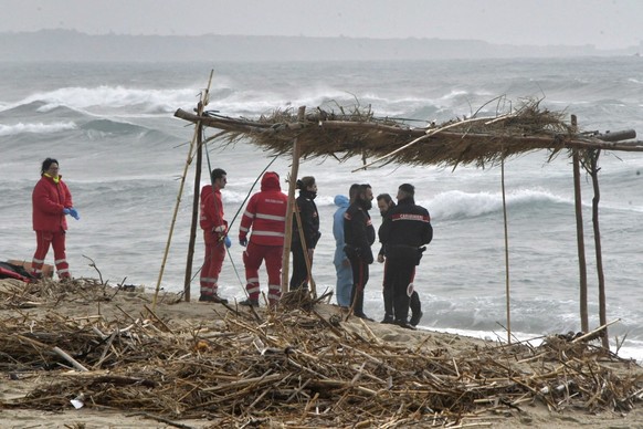 epa10492619 Debris wash ashore following a shipwreck, at a beach near Cutro, Crotone province, southern Italy, 26 February 2023. Italian authorities recovered at least 40 bodies on the beach and in th ...