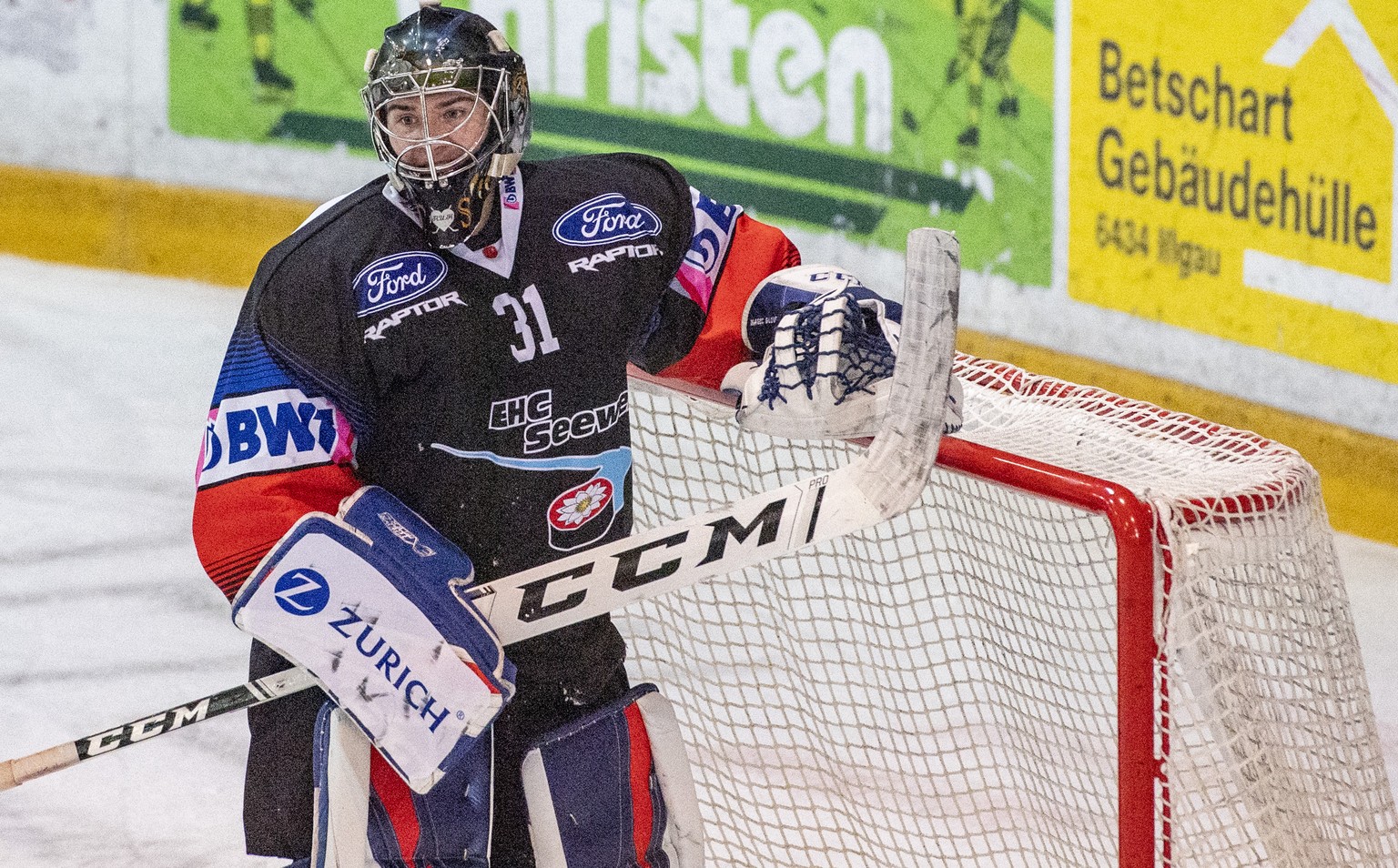 Torhueter Christian Schoen von Seewen beim Eishockey Schweizer Cup zwischen dem EHC Seewen und dem HC Davos vom Mittwoch, 14. Oktober 2020 in Seewen. (KEYSTONE/Urs Flueeler).