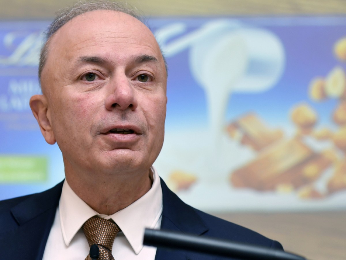 Dieter Weisskopf, CEO de Lindt &amp; Spr�ngli, passe le t�moin apr�s 27 ann�es pass�es � la direction du groupe, dont six comme CEO. Il si�gera d�sormais au conseil d'administration de l'ent ...