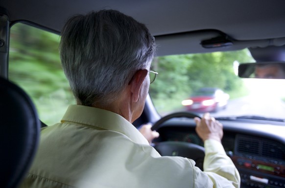 A 83-year-old senior during a road test with a so-called driving advisor in Muenchenbuchsee, Switzerland, pictured on May 15, 2008. The driving advising complements the mandatory study of the fitness  ...