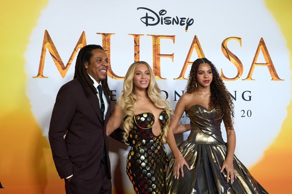 epa11767471 Jay-Z (L), Beyonce (C), and Blue Ivy Carter (R), attend the premiere of Disney?s ?Mufasa: The Lion King? at the Dolby Theater in Los Angeles, California, USA, 09 December 2024. EPA/ALLISON ...