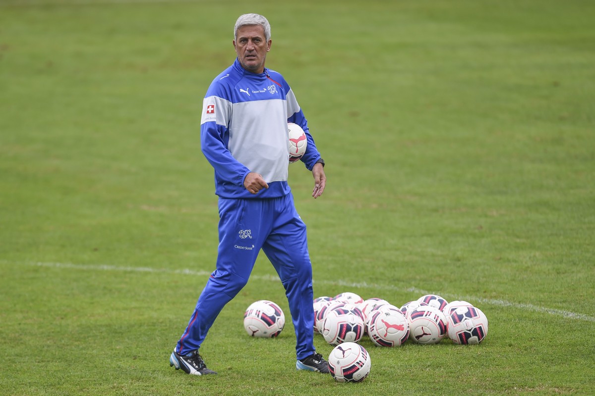 Vladimir Petkovic muss die Nati auf einigen Positionen umbauen.