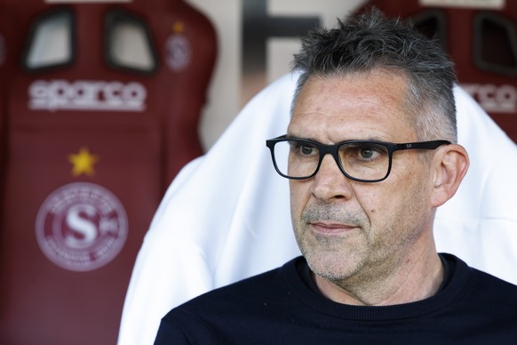 L'entraineur Jocelyn Gourvennec (SFC) lors de la rencontre de football de Swiss Super League entre le Servette FC, SFC, et le Luzern, FCL, ce lundi 6 avril 2026 au Stade de Geneve a Geneve. (KEYS ...
