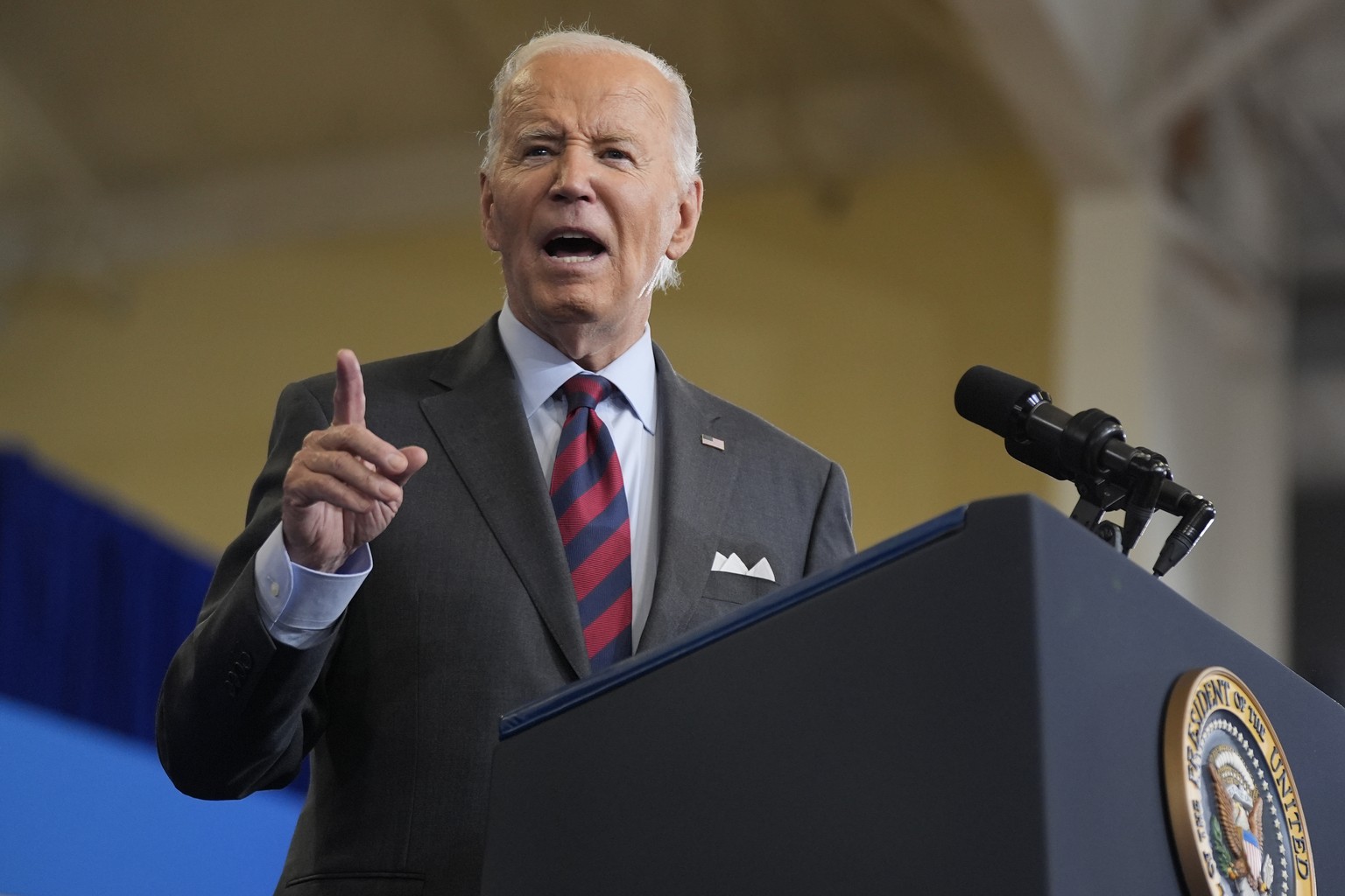 President Joe Biden delivers remarks on lowering the cost of prescription drugs, at NHTI Concord Community College, Tuesday, Oct. 22, 2024, in Concord, N.H. (AP Photo/Manuel Balce Ceneta)
Joe Biden