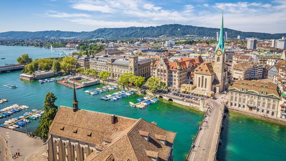 Sliderstory Höhenlage von Schweizer Orten Zürich