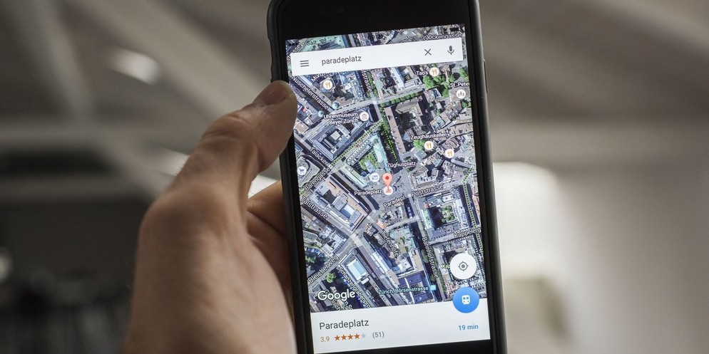 Google Maps führt die Autofahrenden in Zürich in Strassen, die wegen der Rad-WM gesperrt sind.