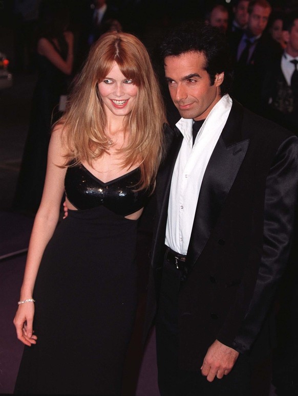 David Copperfield mit Claudia Schiffer, 1997.