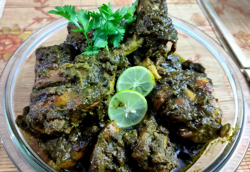 galinha cafreal chicken cafreal goa goan cuisine food essen kochen poulet curry indien https://upload.wikimedia.org/wikipedia/commons/thumb/e/e0/Chicken_Cafreal-panji-goa-003.jpg/2560px-Chicken_Cafrea ...