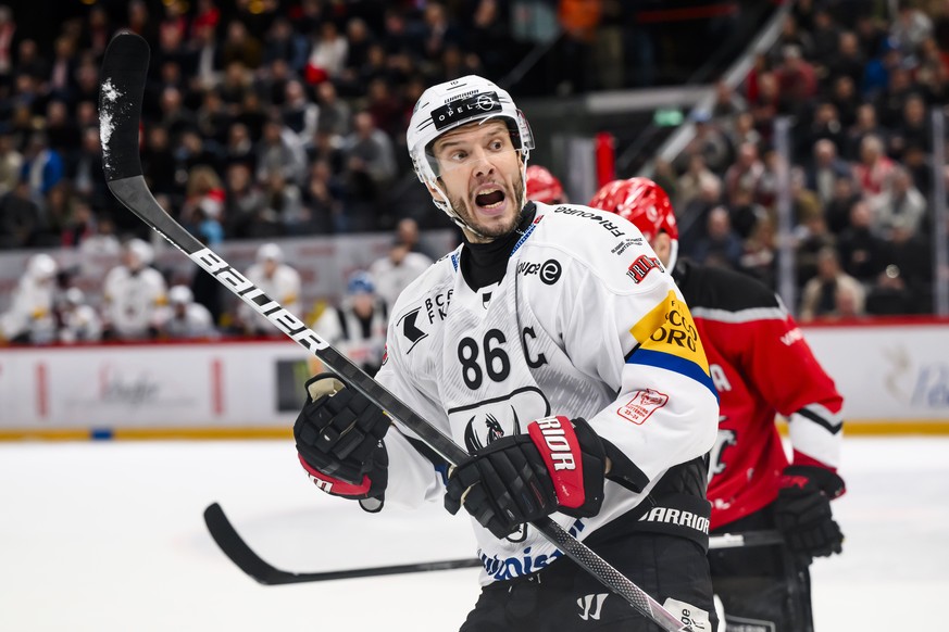 Julien Sprunger (HCFG) reagit lors de l&#039;acte 2 des demi-finales des play-off du championnat suisse de hockey sur glace de National League entre Lausanne HC et HC Fribourg-Gotteron le mercredi 3 a ...