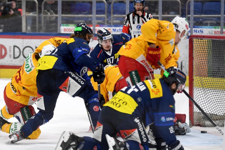 The goal disallowed fo Ambri&#039;s player Dario B�rgler center, during the preliminary round game of National League A (NLA) Swiss Championship 2022/23 between, HC Ambri Piotta against SC Langnau Tig ...