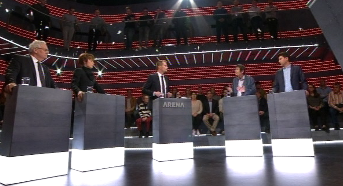 Thomas Müller (SVP), Ruth Humbel (CVP), Jonas Projer, Soziologe Ueli Mäder und Fabian Molina (SP).