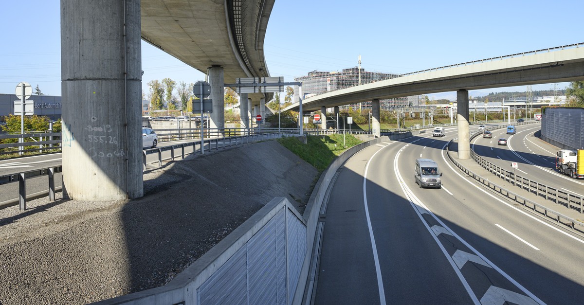 Ausbaugegner kritisieren «sinnlosen Luxus-Pavillon» im Wankdorf