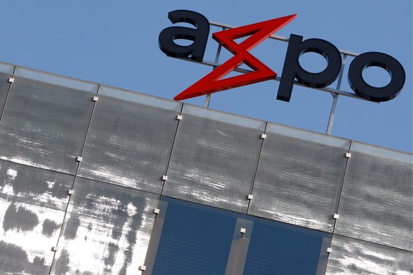 ARCHIV - ZUR WERTBERICHTIGUNG DES ENERGIEKONZERNS AXPO FUER DAS PUMPSPEICHERWERK, PSW, LIMMERN UM 540 MILLIONEN FRANKEN STELLEN WIR IHNRN DIESES ARCHIVBILD ZUR VERFUEGUNG. - Das Logo der Axpo, aufgeno ...