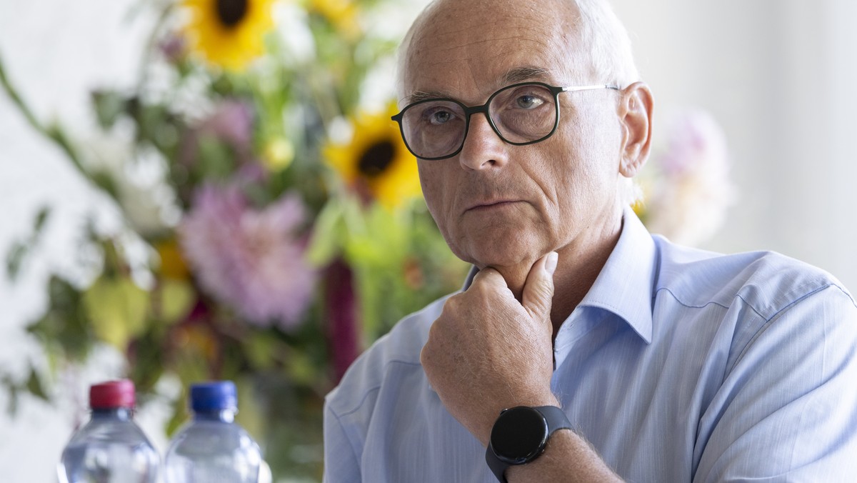 Pierre Alain Schnegg, Regierungspraesident Kanton Bern, spricht an einer Medienkonferenz an der Eroeffnung Hospiz Bern, am Freitag, 14. August 2026, in Bern. Es ist das erste Hospiz fuer Erwachsene im ...