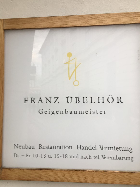 Wenn du das liest, ist es schon zu spät: PICDUMP
Vorschlag für neue Slideshow: Unpassende Namen für Berufe