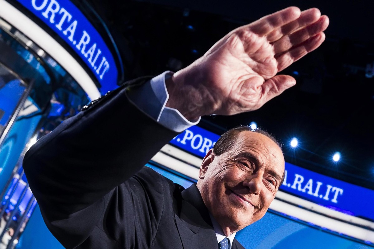 epa07370461 Italian former premier and President of Forza Italia (FI) party, Silvio Berlusconi, attends the Raiuno Italian program 'Porta a porta' conducted by Italian journalist Bruno Vespa ...