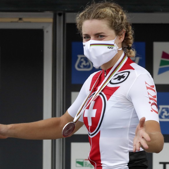 Switzerland&#039;s Marlen Reusser celebrates after winning the silver medal in the women&#039;s Individual Time Trial event, at the road cycling World Championships, in Imola, Italy, Thursday, Sept. 2 ...