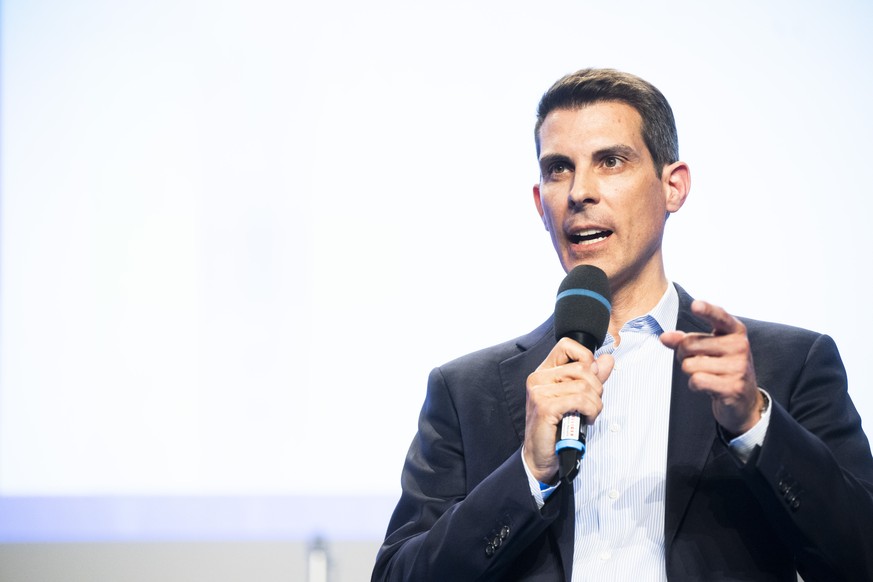 Thierry Burkart, Praesident der FDP Schweiz, waehrend der Delegiertenversammlung der FDP Schweiz, am Samstag, 19. Oktober 2024, im Centro Sportivo Nazionale in Tenero. (KEYSTONE/Ti-Press/Alessandro Cr ...