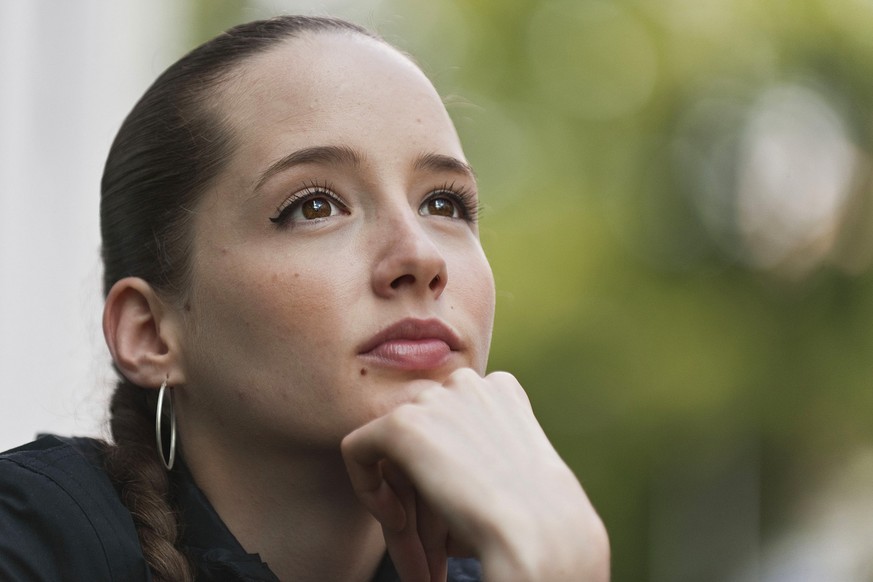 Portrait of rapper Stefanie Peter, also known as &quot;Steff la Cheffe&quot;, pictured on July 29, 2010, in Berne, Switzerland. (KEYSTONE/Alessandro della Valle)

Portrait der Rapperin Stefanie Peter  ...