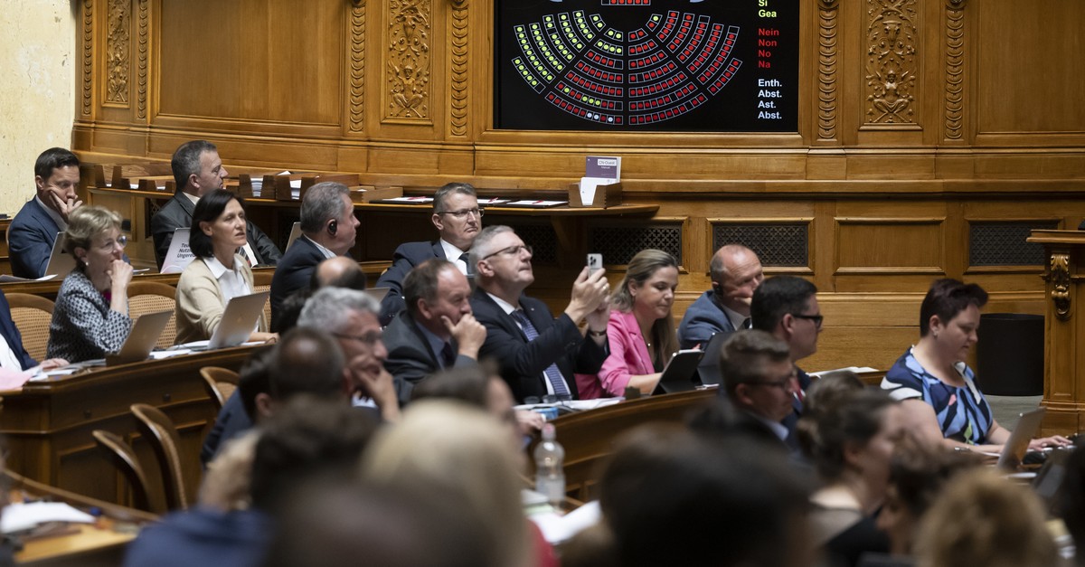 L-rm-im-Nationalratssaal-ist-f-r-Gesundheit-unbedenklich