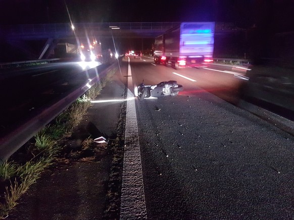 Autofahrerin übersieht bei Einbiegen auf A1 einen Motorradfahrer