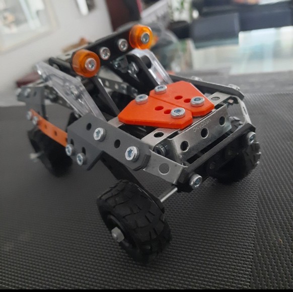 So sieht Freude aus! Diese 19 Reaktionen auf Geschenke werden dein Herz erwärmen\nVor fast 60 Jahren erklärte mir meine Kindergärtnerin streng (es war eine Nonne, und ich weiss den Namen immer noch),  ...