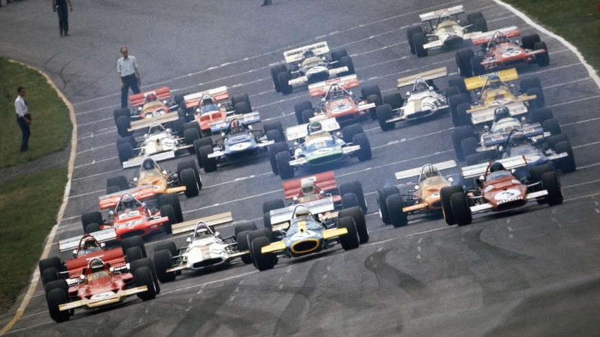 IMAGO / Motorsport Images

1970 British GP BRANDS HATCH, UNITED KINGDOM - JULY 18: Pole sitter Jochen Rindt, Lotus 72C Ford leads Jack Brabham, Brabham BT33 Ford, Jacky Ickx, Ferrari 312B and the rest ...