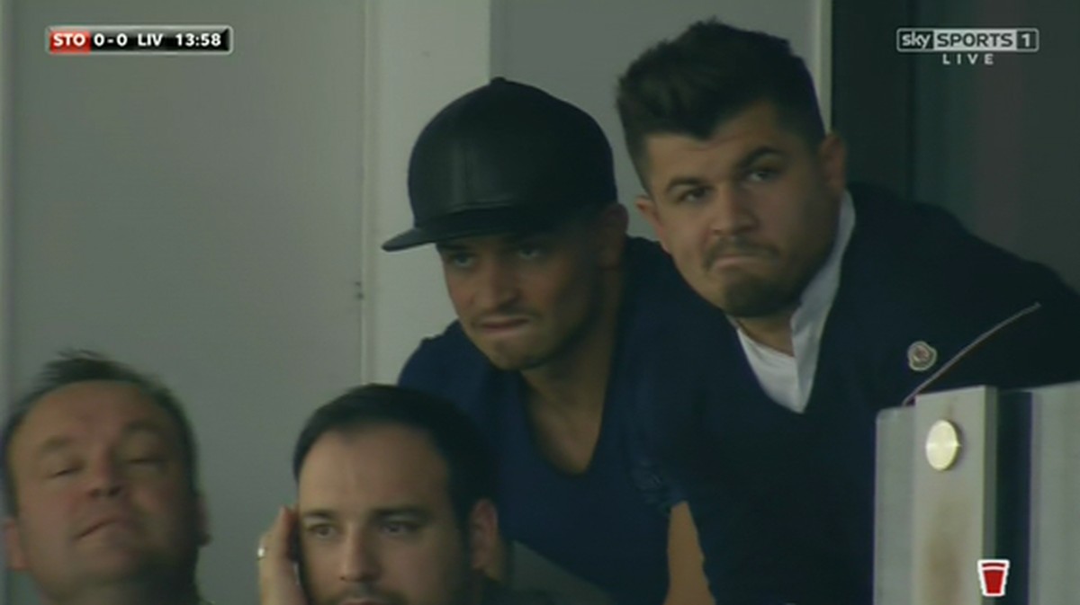 Xherdan Shaqiri mit Bruder Erdin beim Premier-League-Spiel Stoke City – Liverpool.