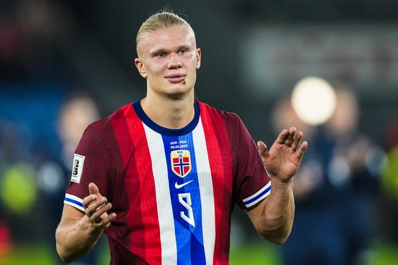 epa12366104 Norway&#039;s Erling Braut Haaland celebrates after winning the 2026 FIFA World Cup European Qualifiers Group I match between Norway and Moldova in Oslo, Norway, 09 September 2025. EPA/COR ...
