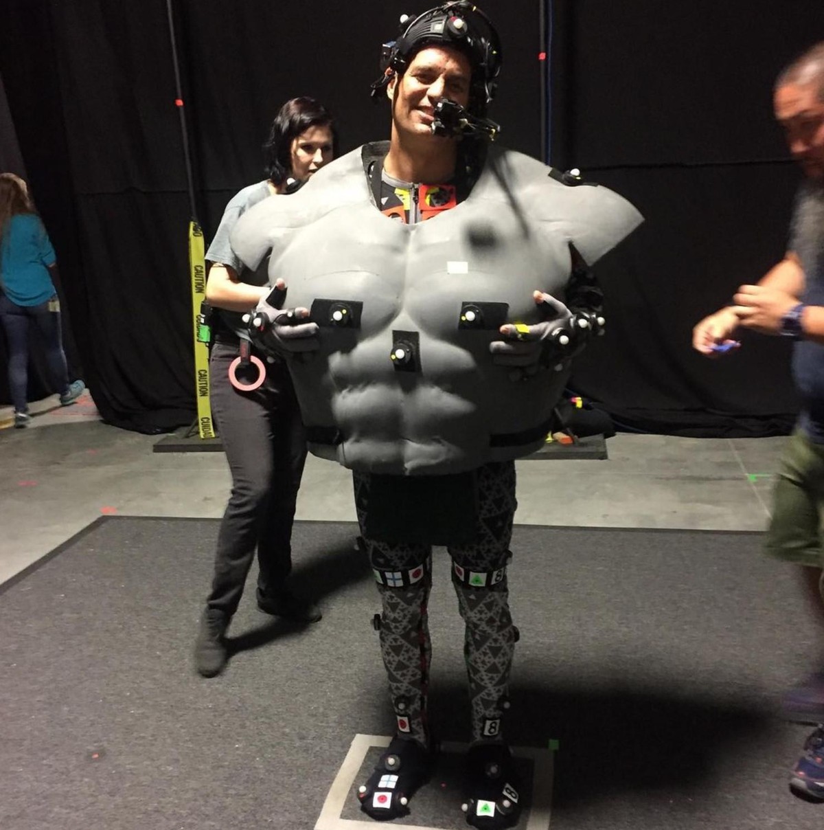 hulk avengers behind the scenes
https://www.instagram.com/p/COOkDrDAAOo/?utm_source=ig_web_copy_link