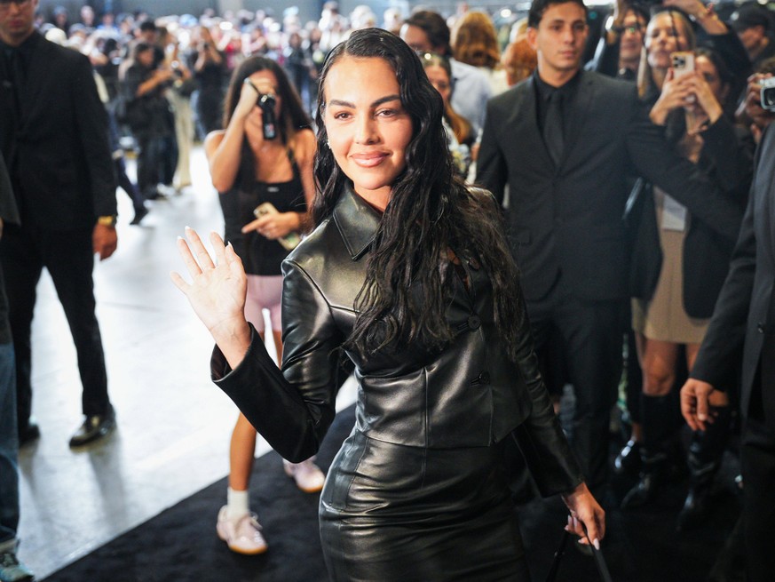 IPA88956768 - Milan, Milan Womens Fashion Week Spring/Summer 2027 - Womens Fashion, Spring/Summer 2027 - GUCCI fashion show - guests pictured: Georgina Rodriguez PUBLICATIONxNOTxINxITA Copyright: xRic ...