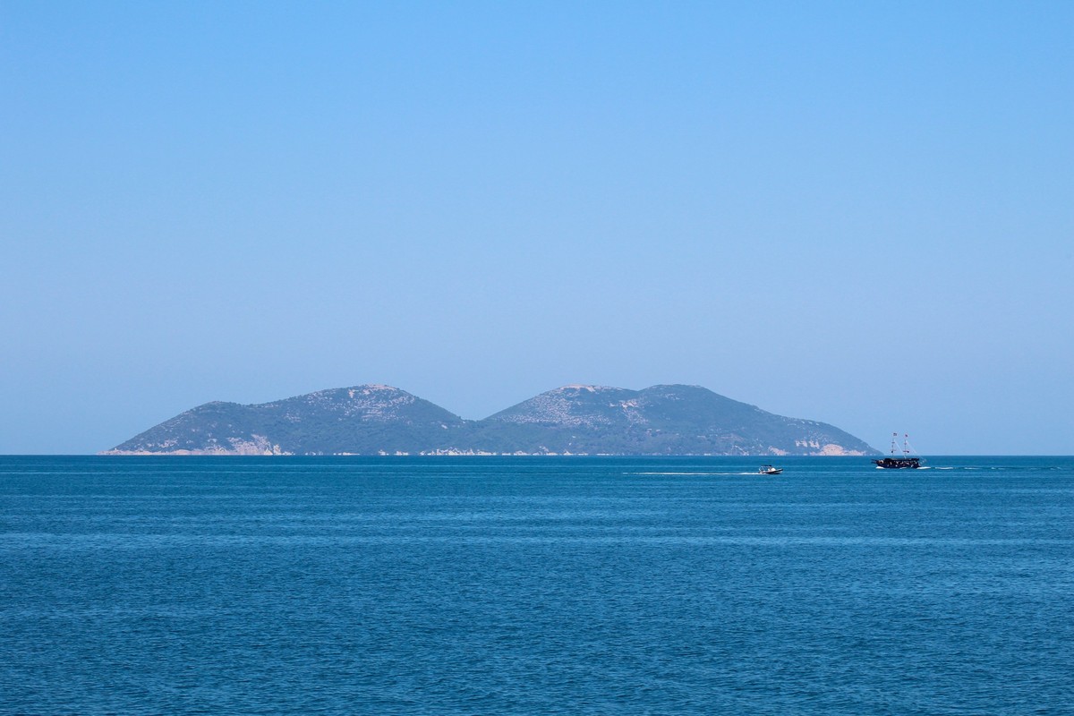Sazan Insel Albanien