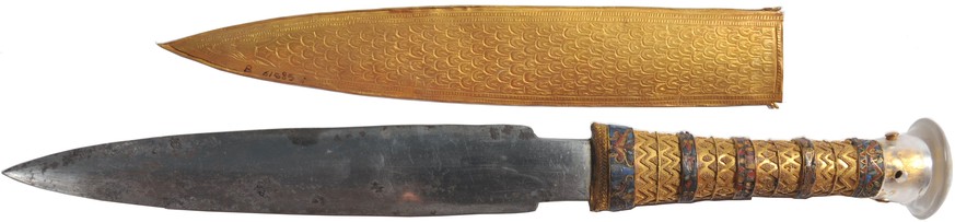 Tutanchamuns reich verzierter Dolch: Die Scheide und der Griff bestehen aus Gold, die Klinge aus nichtrostendem Meteoriten-Metall.&nbsp;
