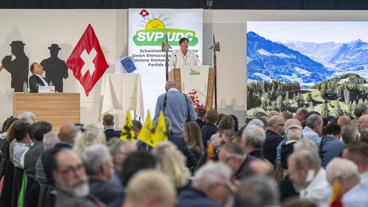 Swiss People's Party opposes VAT rise to fund 13th AHV pension