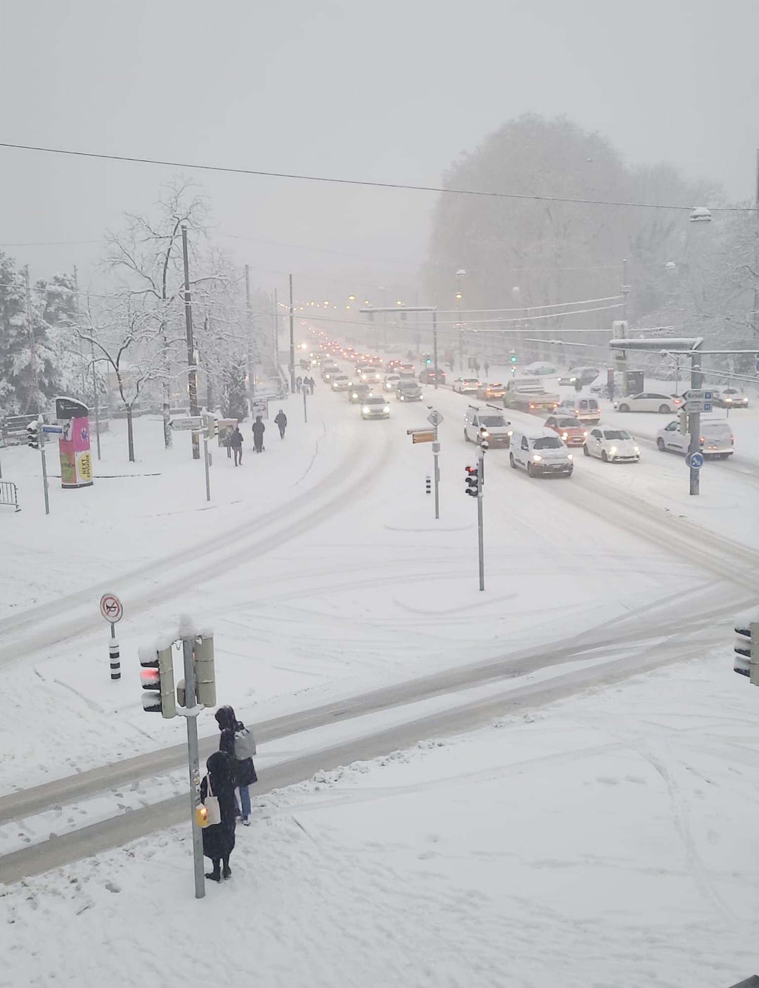 Schnee in Bern, Lorrainebrücke, 21. November 2024