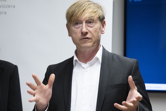 Preisueberwacher Stefan Meierhans, am Point de Presse zum ersten Schweizer Kaufkraftgipfel, am Dienstag, 5. September 2023 in Bern. (KEYSTONE/ Marcel Bieri)